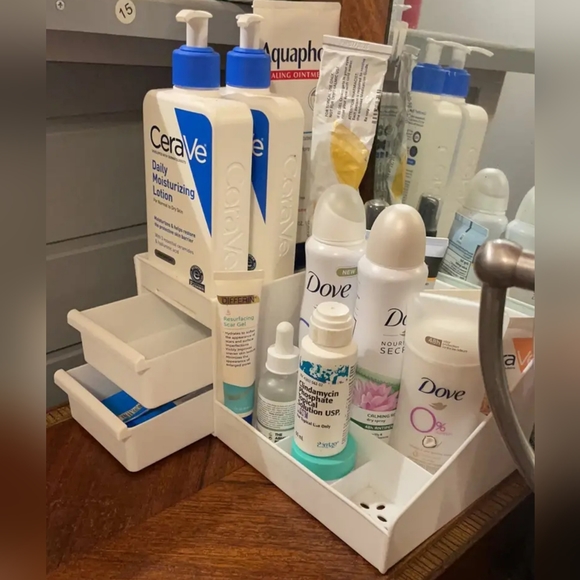 - Makeup Storage Organizer - New - Picture 16 of 16